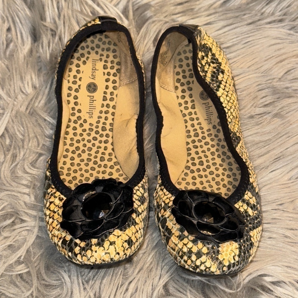 EUC Lindsay Phillips Liz Snakeskin Print Leather Ballet Flats Size 7